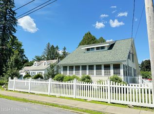 40 Mettowee St, Granville, NY 12832