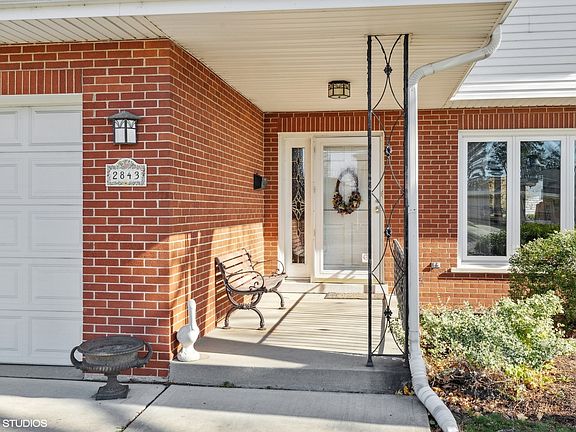 3rd image of 2843 Kensington Ave