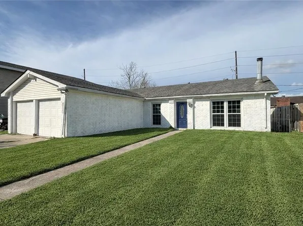 2536 Eastview Dr, Harvey, LA 70058