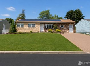 199 Princeton Rd, Parlin, NJ 08859