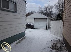 4th image of 4164 Longtin Ave