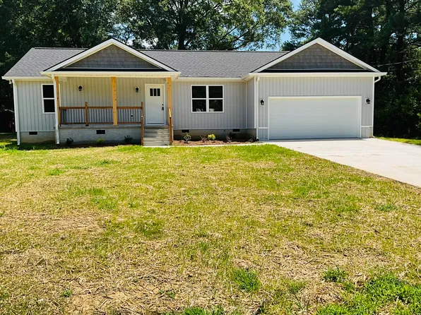 3231 Fields Dr, Rocky Face, GA 30740