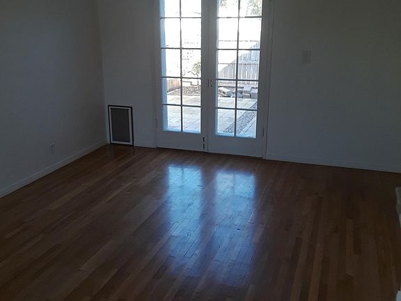 3rd image of 5563 E 2nd St