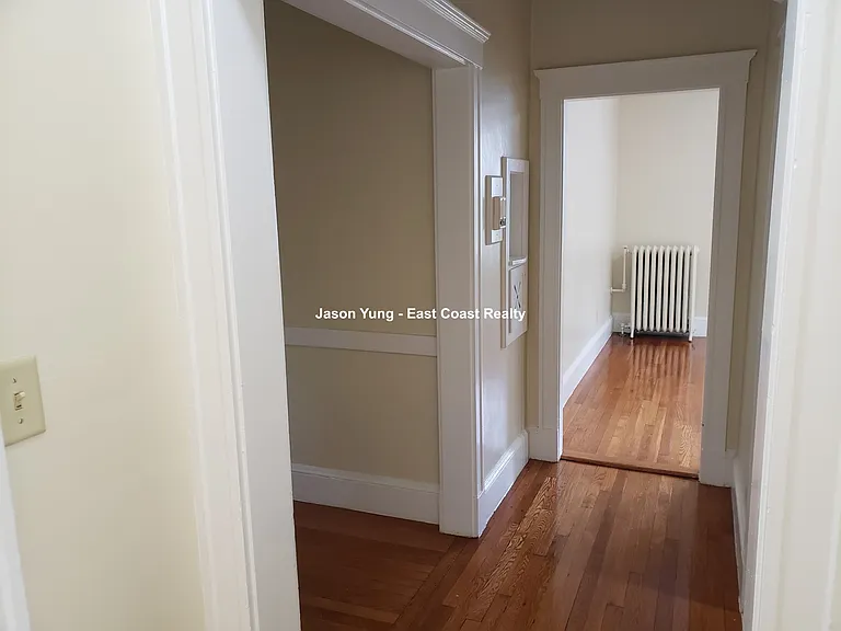 14 Russell St #24 — Photo 5
