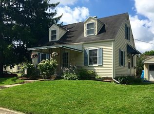 1915 E Bataan Dr, Dayton, OH 45420