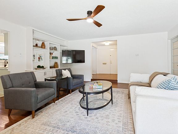 5th image of 1905 Deep Valley Dr