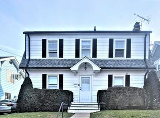 290 Roberts Ave, Yonkers, NY 10703