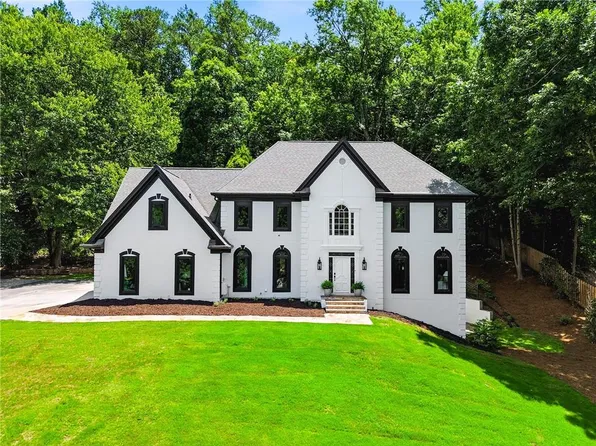 1775 Brandon Hall Dr, Sandy Springs, GA 30350