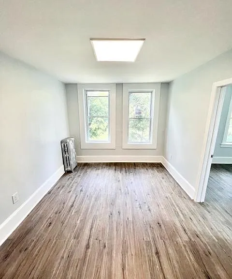 492 Park Ave #16 — Photo 4
