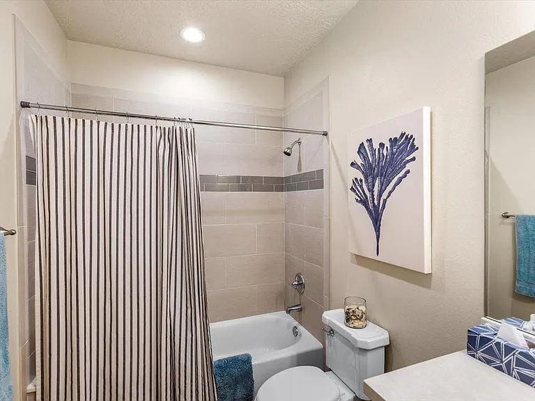 2504 Church St #2 — Photo 28
