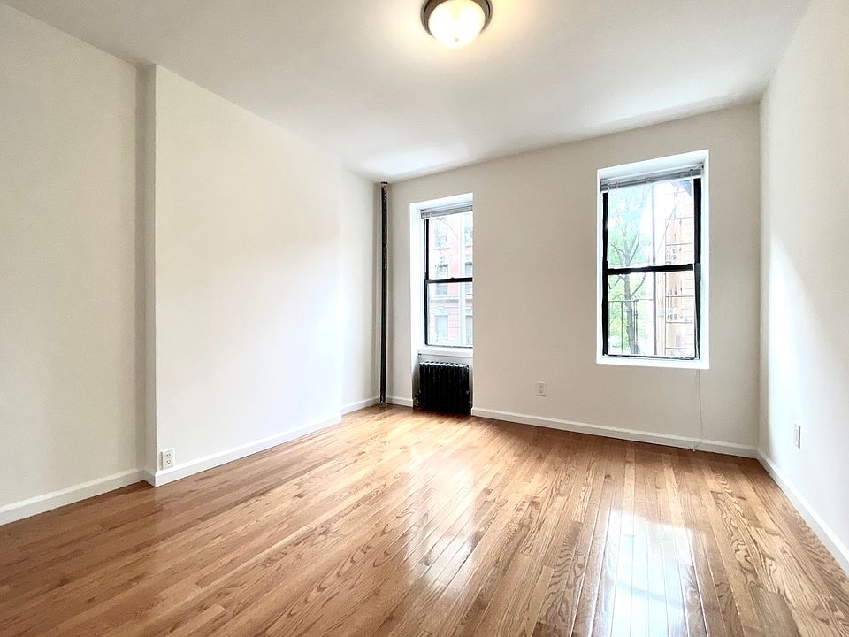1st image of 124 Mac Dougal St #6