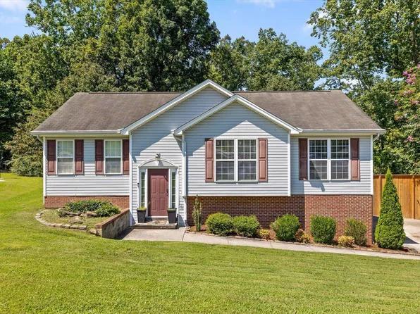1999 Hardwood Ln, Soddy Daisy, TN 37379