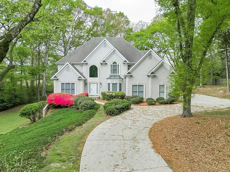 9345 Riverclub Pkwy — Photo 1