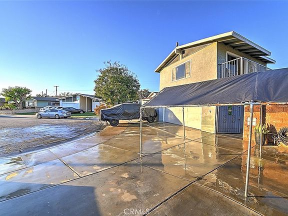 4th image of 8297 E Carburton St