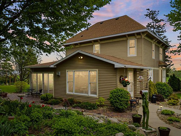 2nd image of 5736 Hammond Ave