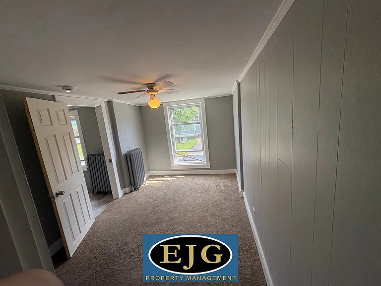 135 Pleasant St #3 — Photo 16
