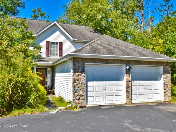 243 Witness Tree Cir, East Stroudsburg, PA 18301