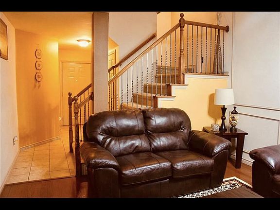 3rd image of 12659 Bay Ave