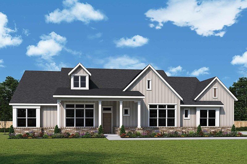 The Edwards - D Exterior