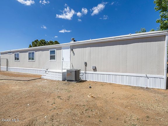 4th image of 8748 E Tracy Dr