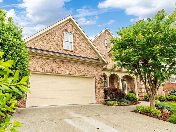 4th image of 12618 Hunters Creek Ln