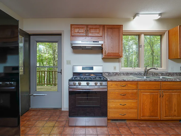 480 Wingfield Way — Photo 6