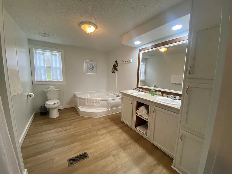 21570 Alvarado Rd #1 — Photo 11