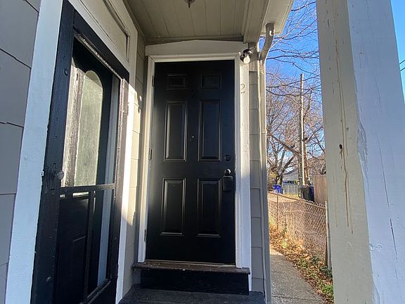 2nd image of 312 N 6th St Unit 2