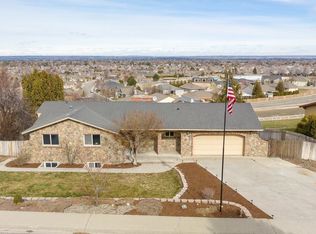 5812 W 25th Ave, Kennewick, WA