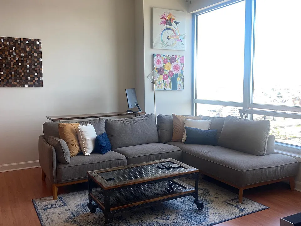 901 N Penn St #-P1905