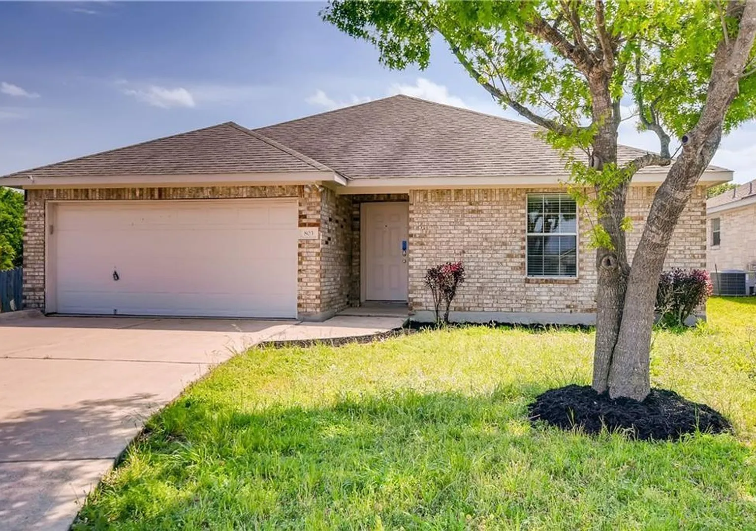 Great One Story, 3 Bedroom Rental in South Creek — Photo 1