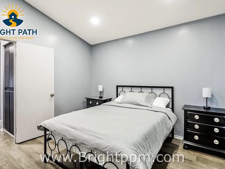 25280 Bay Ave — Photo 16