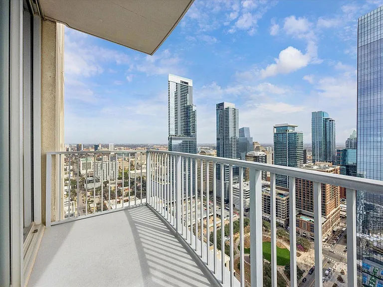 360 Nueces St #4209 — Photo 22