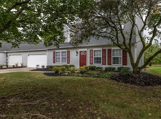 24800 Grove Pond Way, Olmsted Falls, OH 44138
