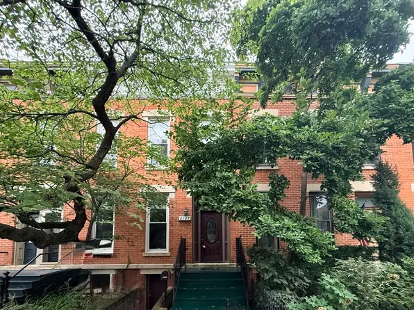 2127 W Bowler St, Chicago, IL 60612