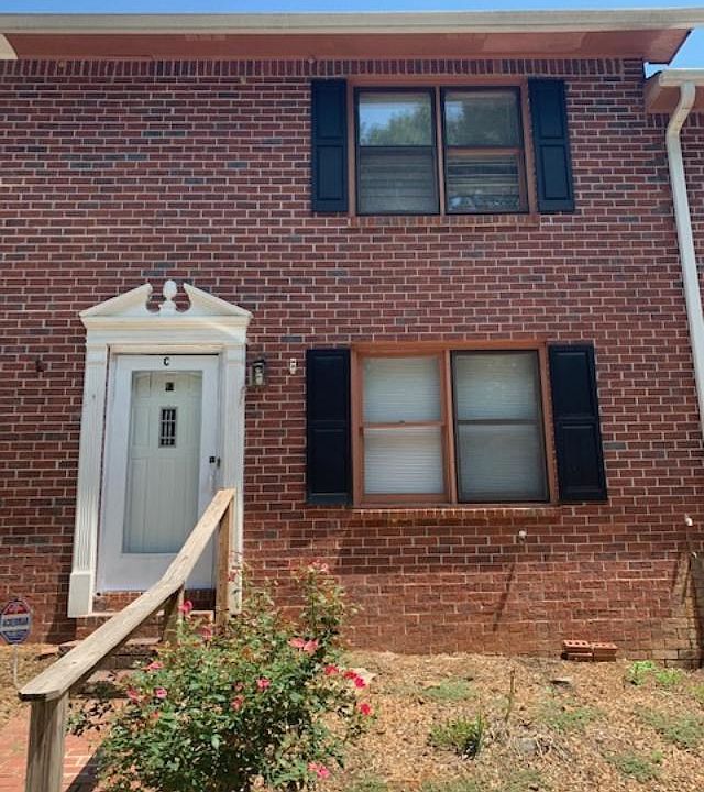 1st image of 2160 Kings Gate Cir APT C