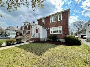 273 Nevada St #273, Newtonville, MA 02460