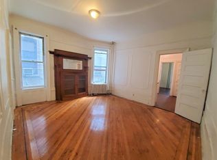 562 7th St #2, Brooklyn, NY 11215