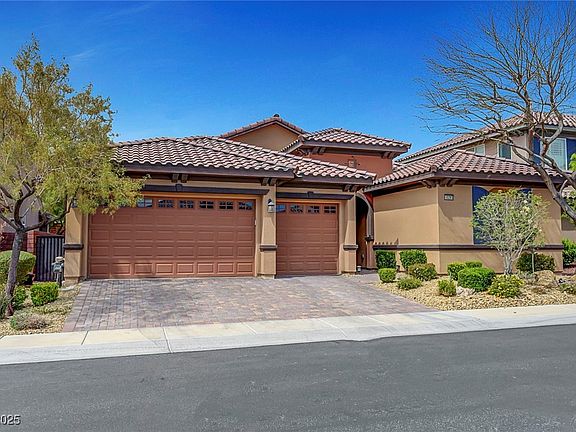 2nd image of 10293 Koala Forest St