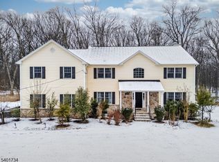 115 Western Blvd, Long Hill Twp., NJ 07933