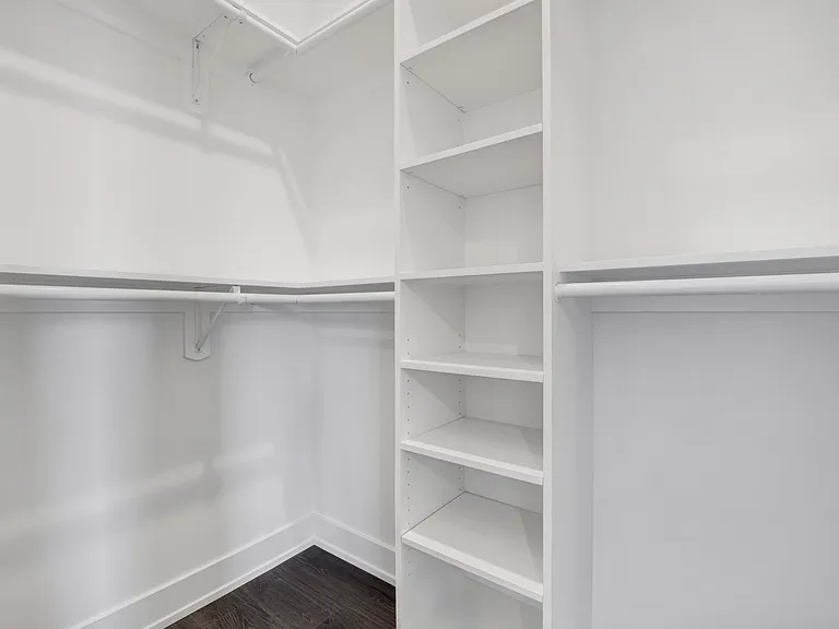 1814 S Throop St #3F — Photo 20