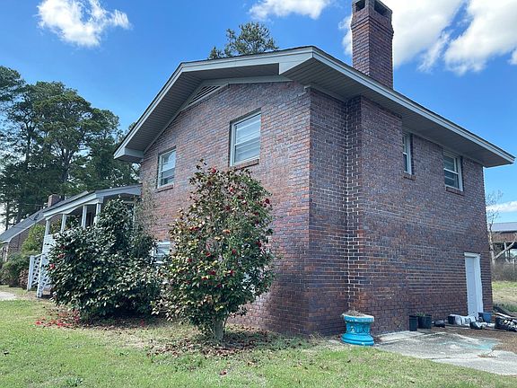 2nd image of 331 E Reaves Ave