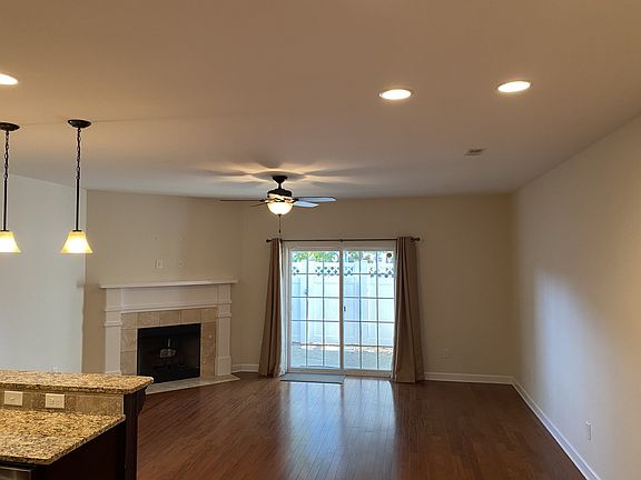 4th image of 2342 N Tennessee Blvd APT 302
