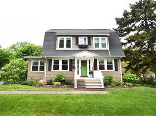 160 Deerfield Dr, Rochester, NY 14609