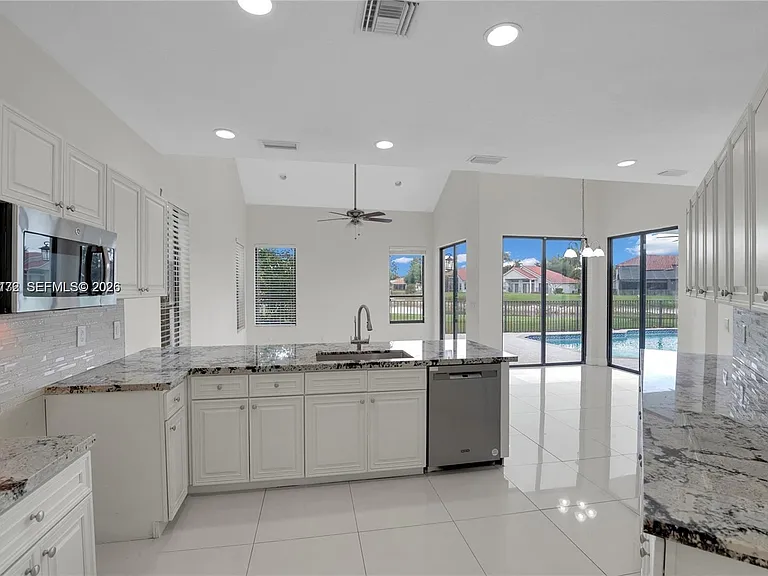 22281 Tupelo Pl — Photo 7