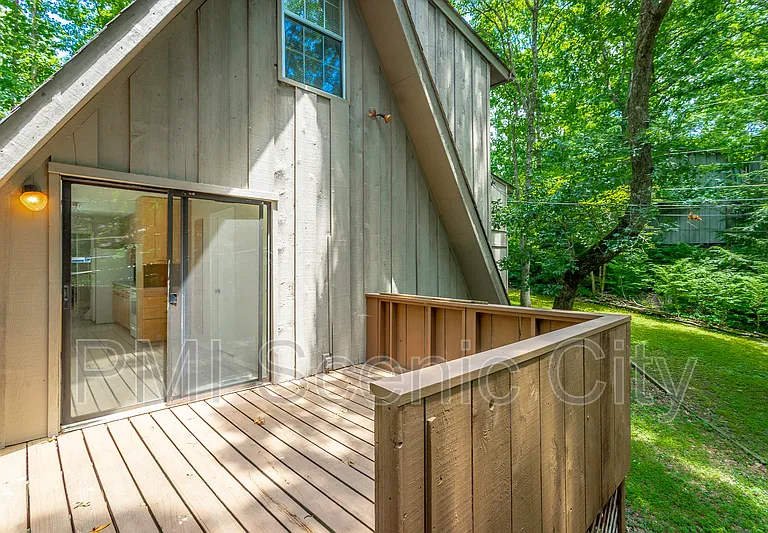 1602 Rustic Homes Ln — Photo 45