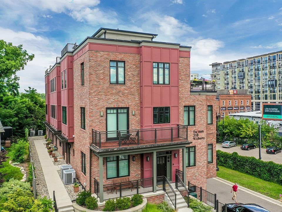 1st image of 318 W Liberty St #101