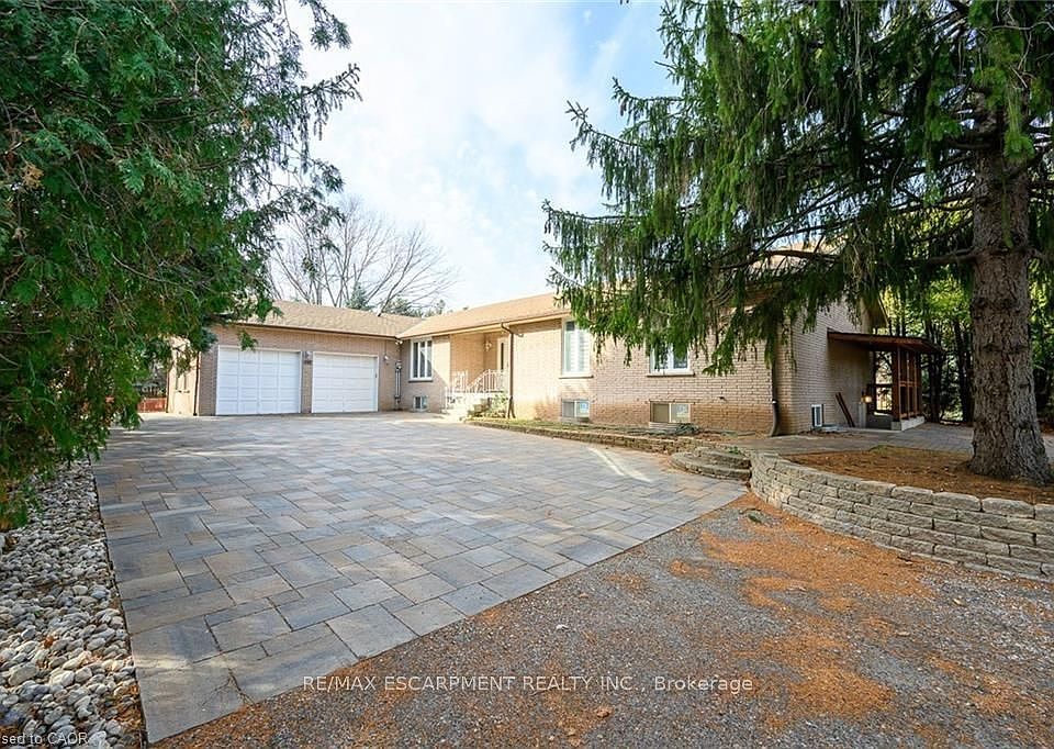 1st image of 347 York Rd #2