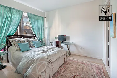 Sold by New York Residence