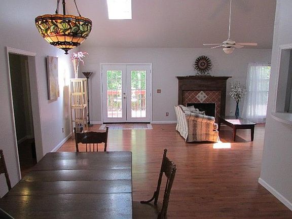 2nd image of 570 Oxford Crest Ct